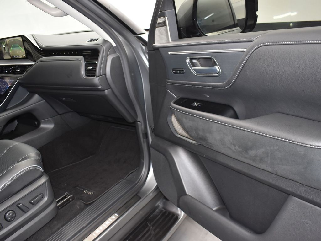 2025 Dynamic Metal INFINITI QX80 SENSORY 4X4 SUV