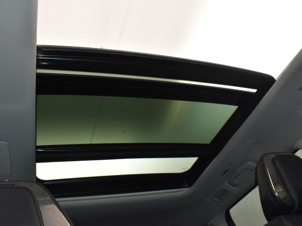 2025 Dynamic Metal INFINITI QX80 SENSORY 4X4 SUV