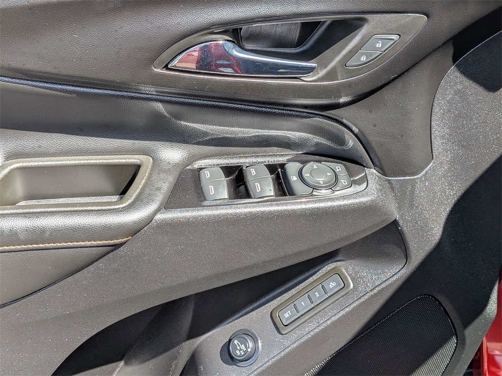 2023 Chevrolet Equinox Premier photo 9