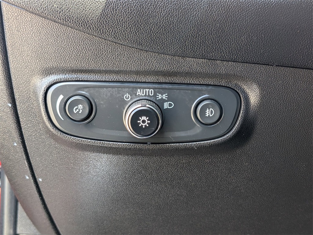 2023 Chevrolet Equinox Premier photo 12