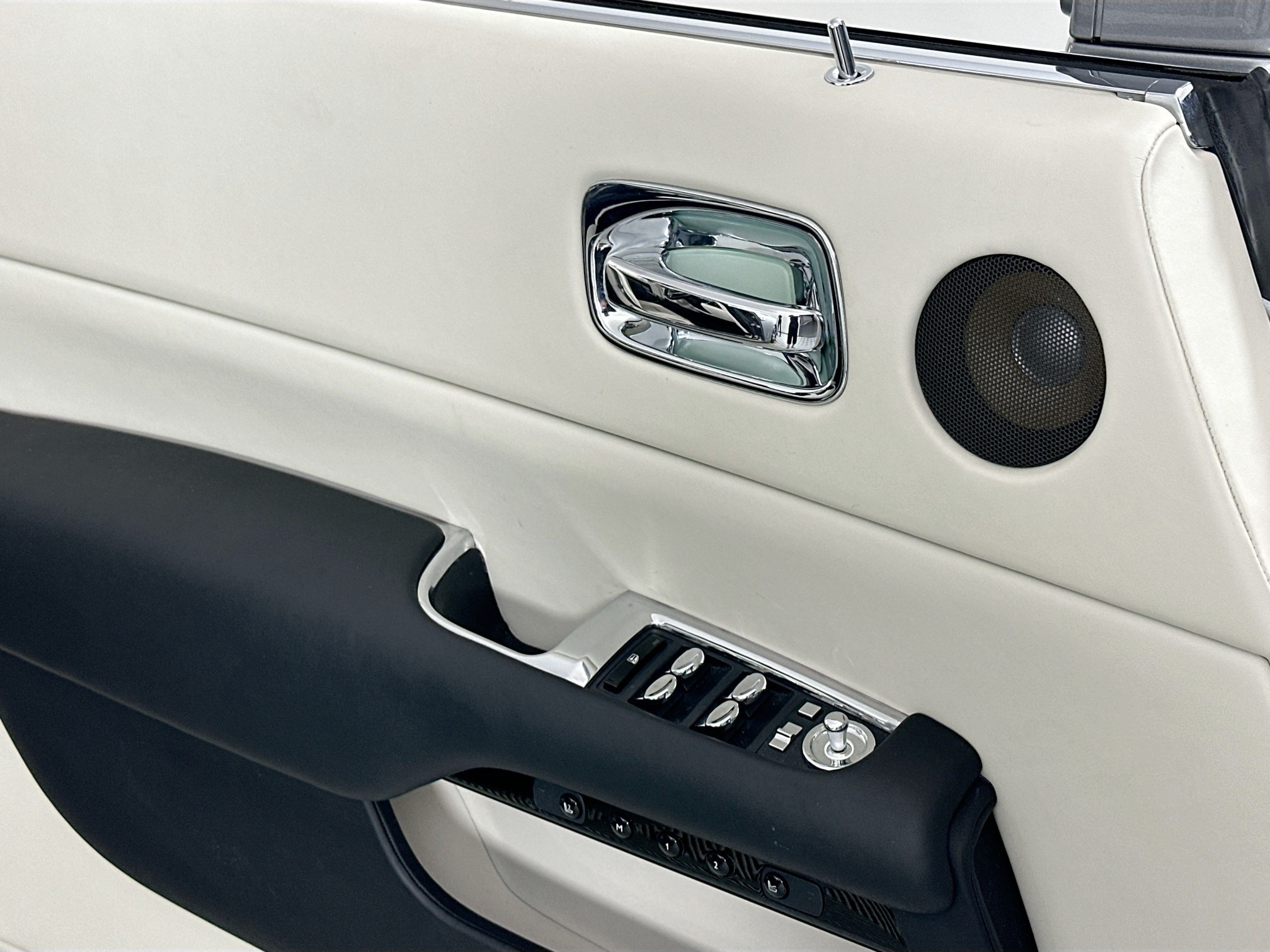 used 2016 Rolls-Royce Dawn car, priced at $244,998