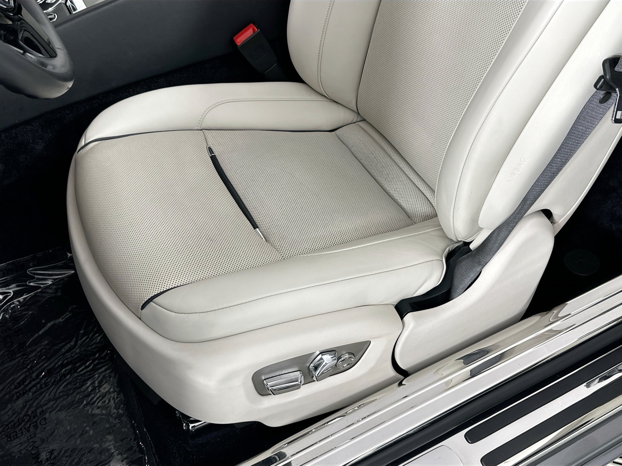 used 2016 Rolls-Royce Dawn car, priced at $244,998