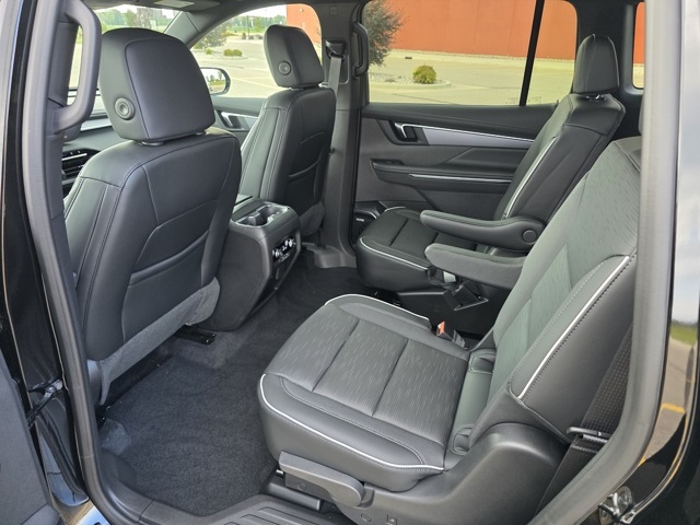 2026 Buick Enclave Sport Touring photo 17