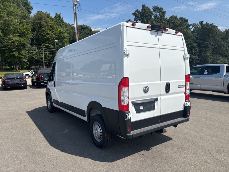 2025 Ram ProMaster 2500 photo 4