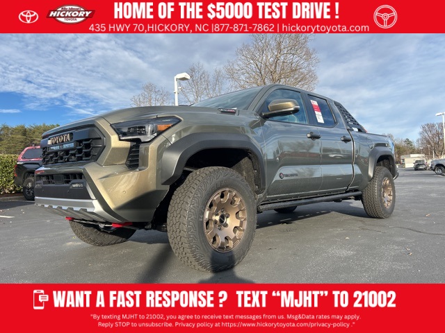 2025 Toyota Tacoma Trailhunter's photo
