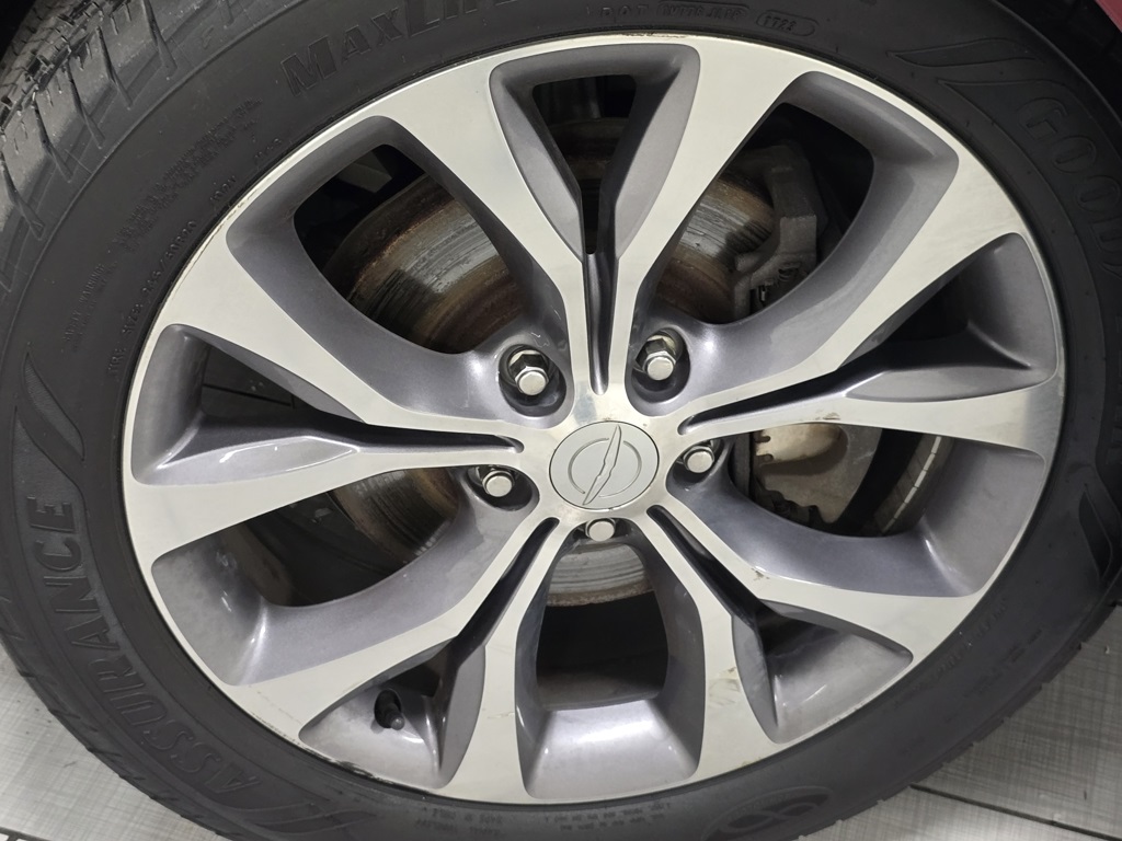 2020 Chrysler Pacifica Limited photo 11
