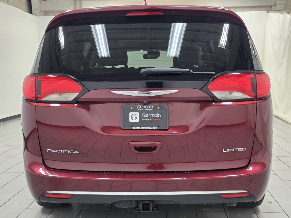 2020 Chrysler Pacifica Limited photo 16