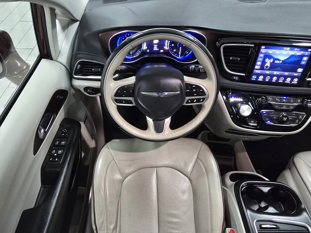 2020 Chrysler Pacifica Limited photo 23