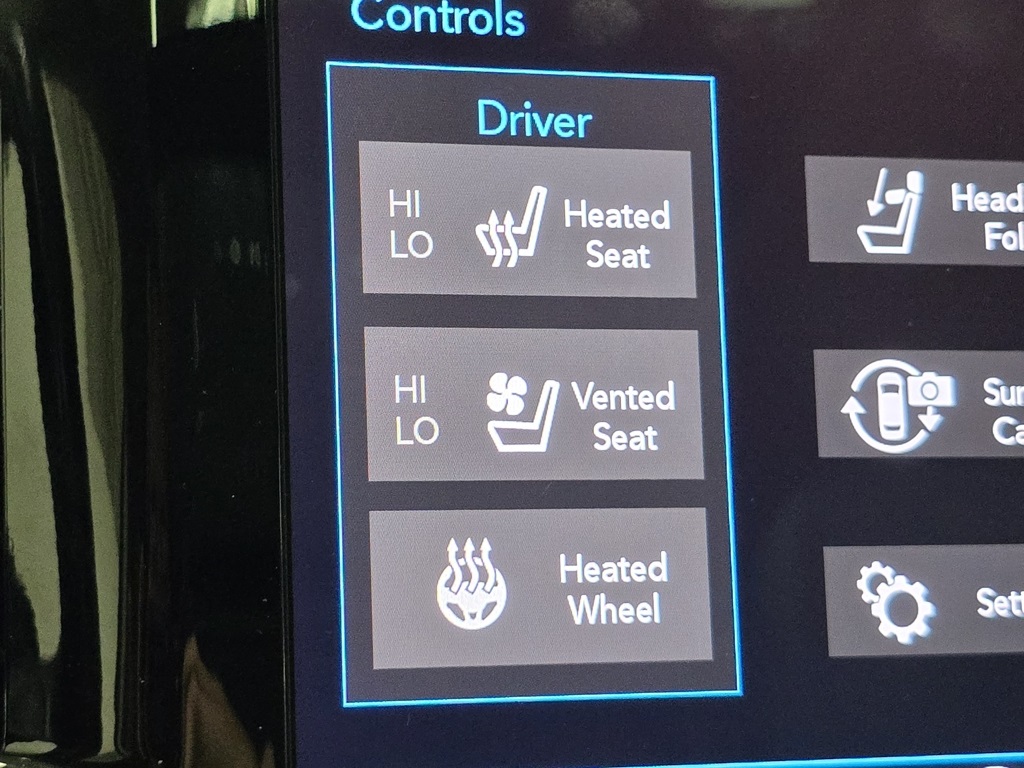 2020 Chrysler Pacifica Limited photo 8