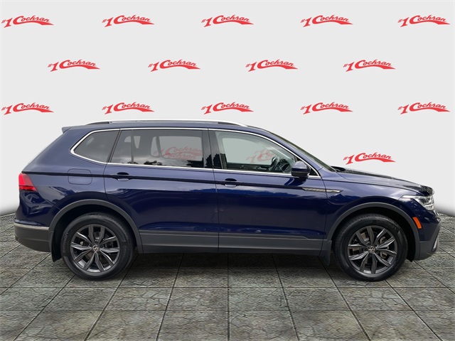 2022 Volkswagen Tiguan SE photo 2
