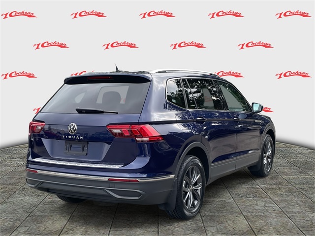 2022 Volkswagen Tiguan SE photo 3