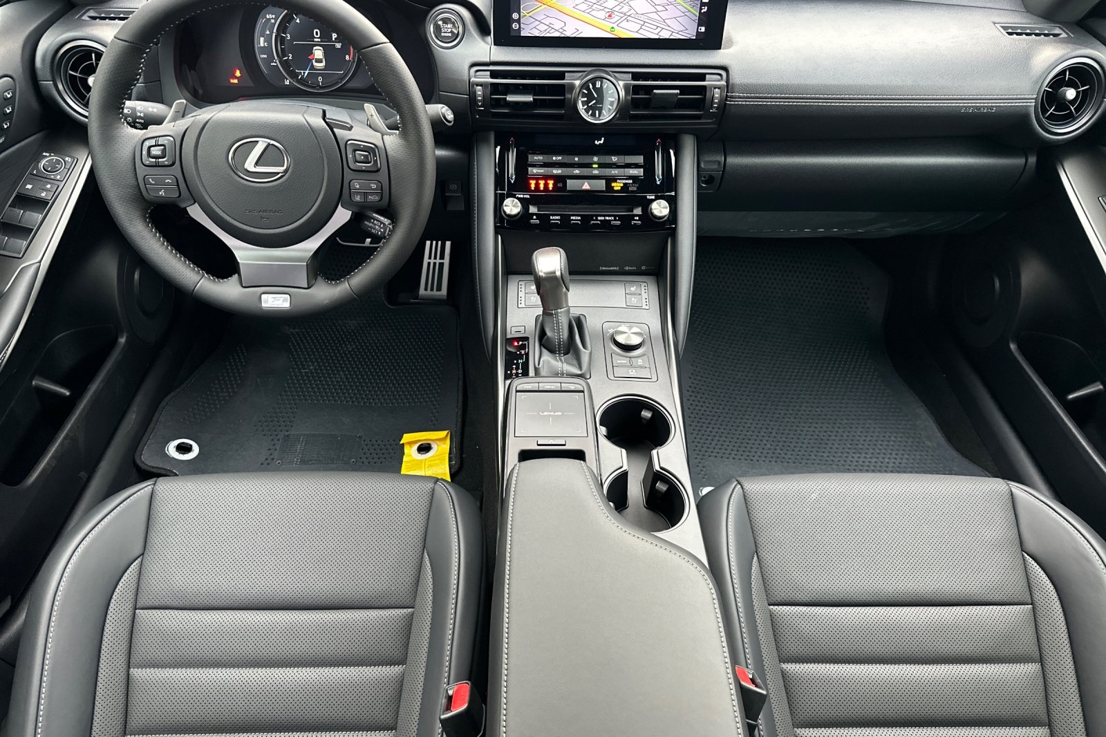 2025 Lexus IS 350 F SPORT photo 10