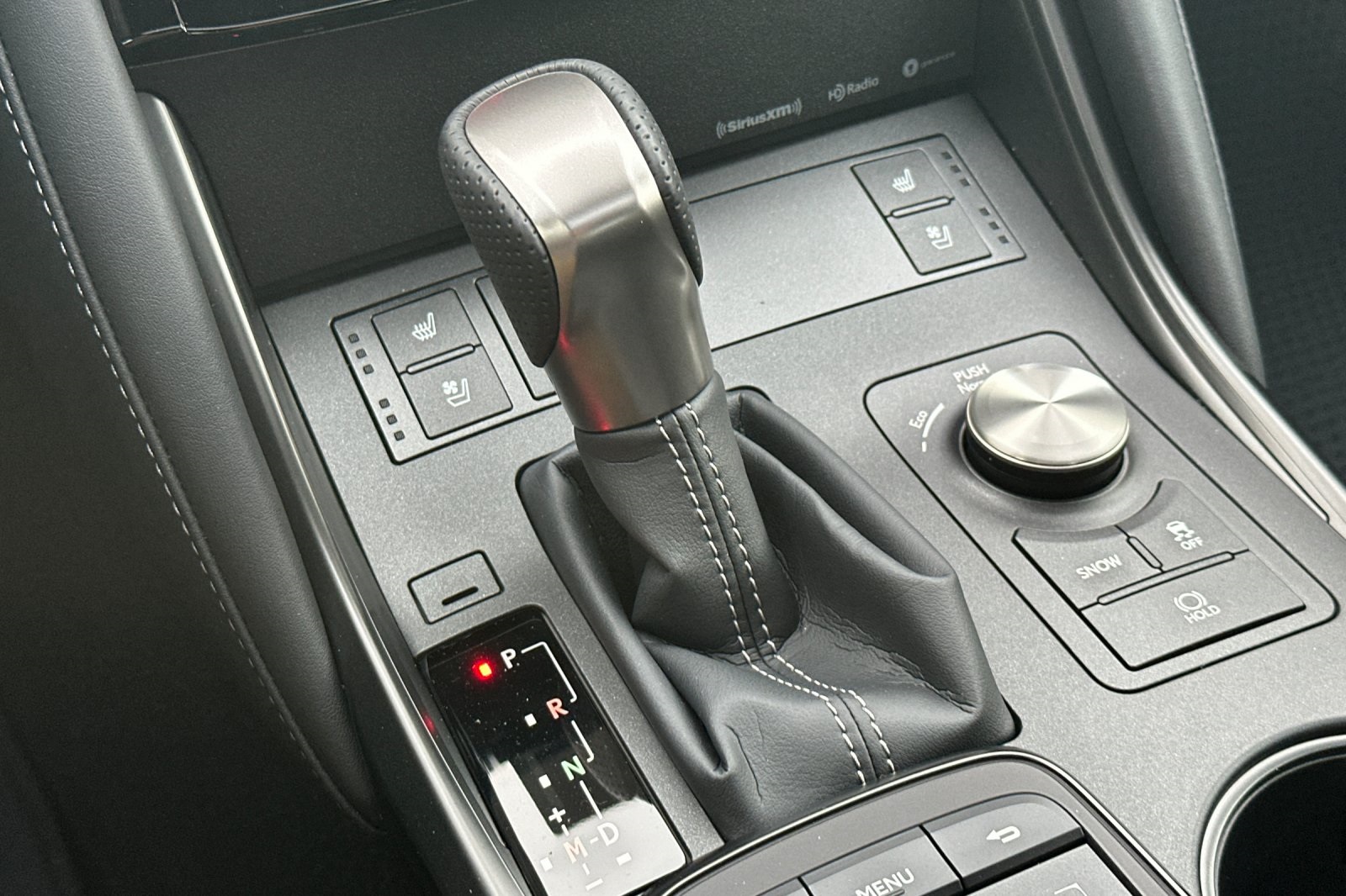 2025 Lexus IS 350 F SPORT photo 16