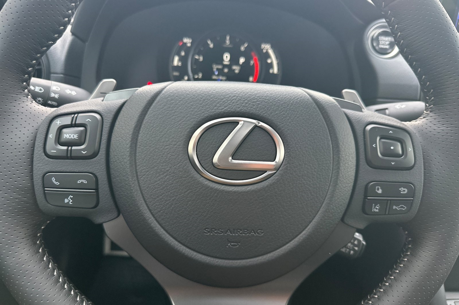 2025 Lexus IS 350 F SPORT photo 18