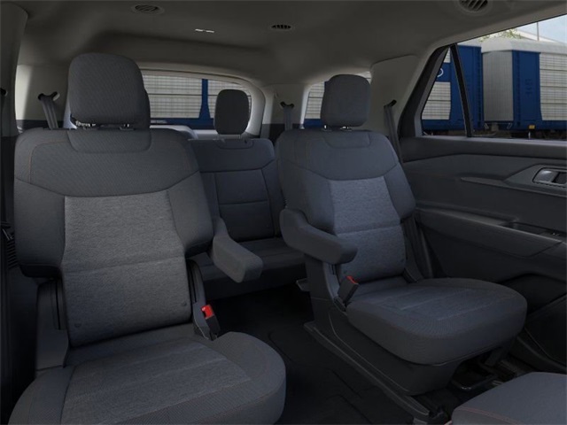 2025 Ford Explorer photo 11