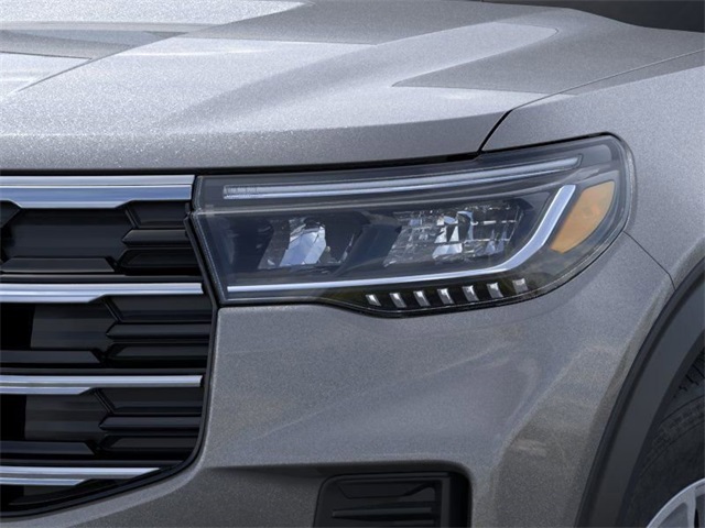 2025 Ford Explorer photo 17