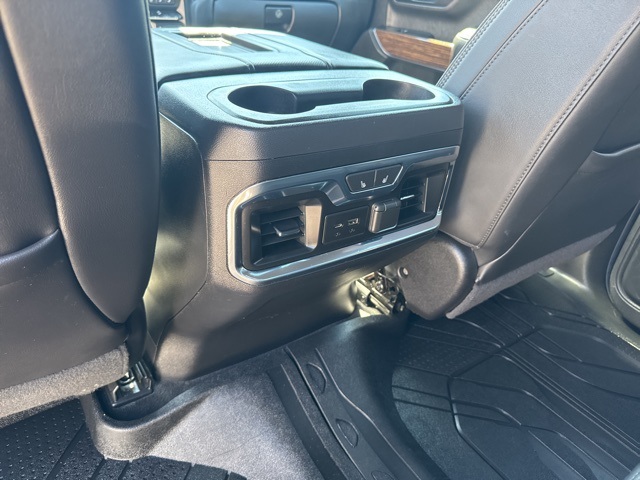 2020 Chevrolet Silverado 2500HD High Country photo 11