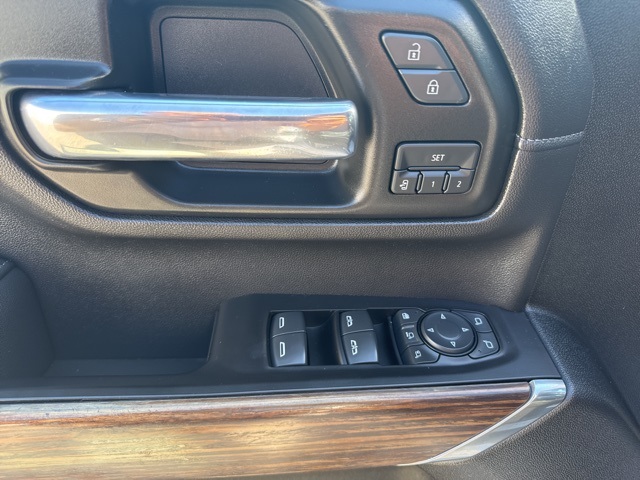2020 Chevrolet Silverado 2500HD High Country photo 13
