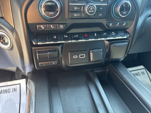 2020 Chevrolet Silverado 2500HD High Country photo 22