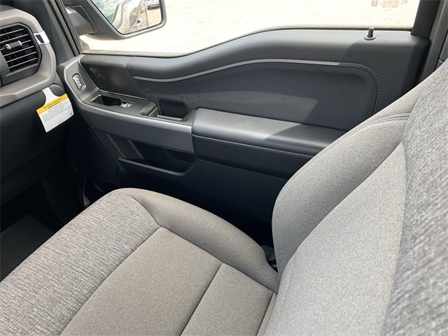 2025 Gray Ford F-150 XLT 4X4 Truck