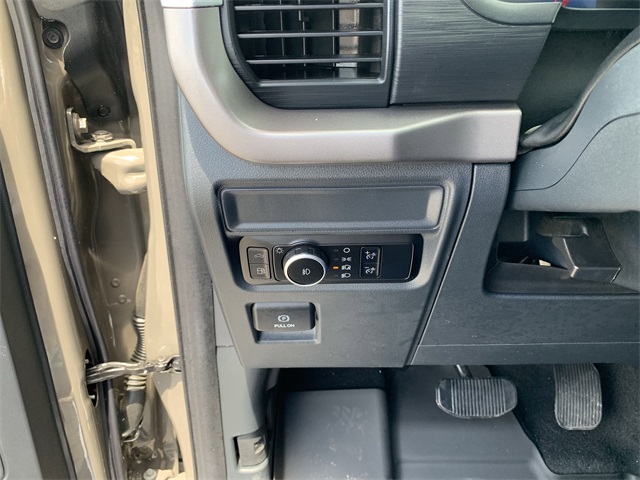 2025 Gray Ford F-150 XLT 4X4 Truck