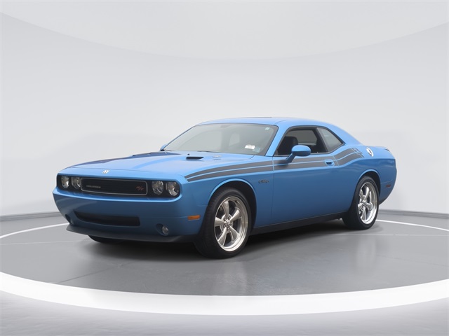 2010 Dodge Challenger R/T's photo