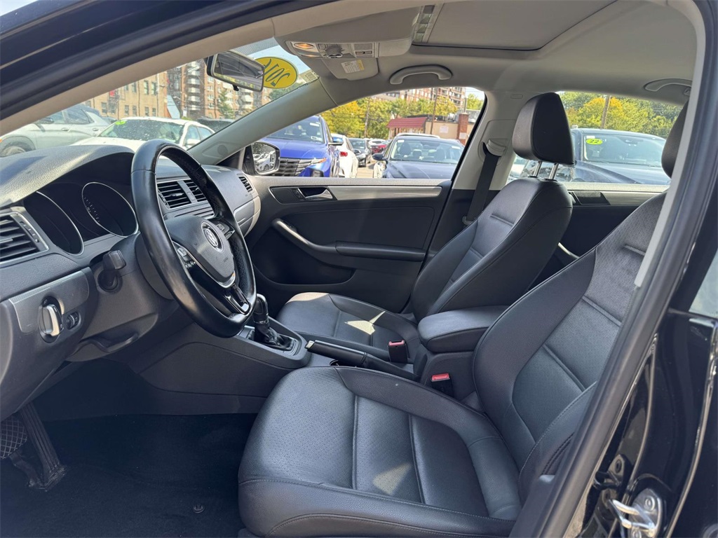 2016 Volkswagen Jetta 1.4T SE photo 9