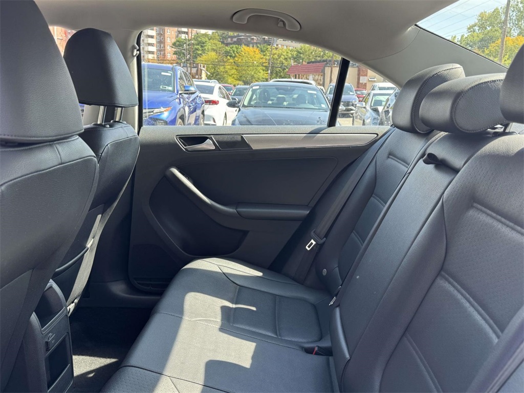 2016 Volkswagen Jetta 1.4T SE photo 5