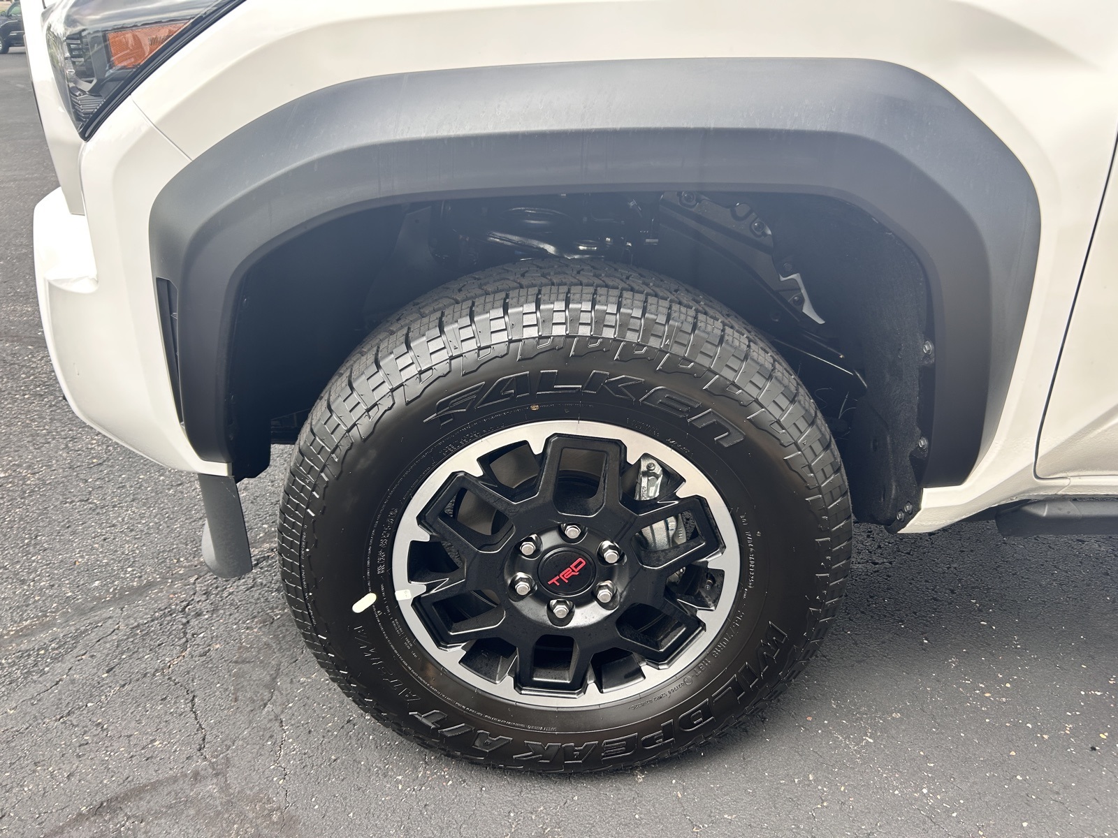 2025 Toyota Tacoma TRD Off-Road Double Cab photo 5