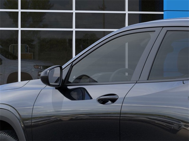 2025 Chevrolet Trax photo 7