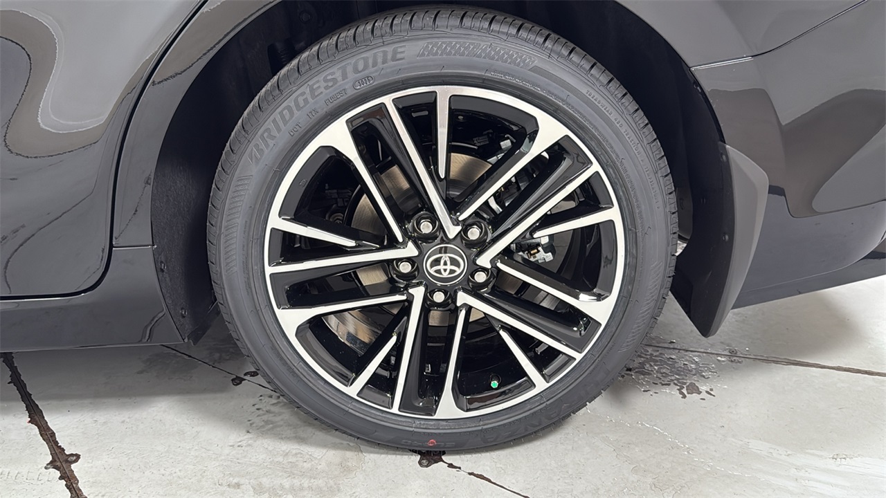 2026 Toyota Camry XLE photo 23