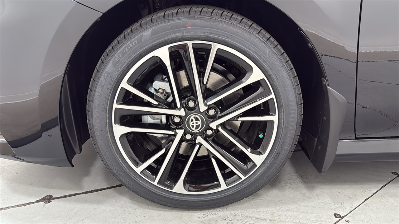 2026 Toyota Camry XLE photo 24