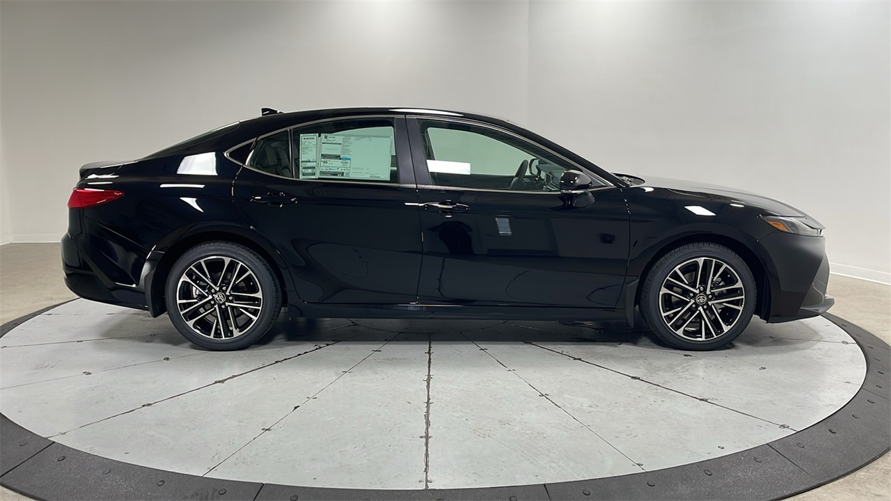 2026 Toyota Camry XLE photo 6