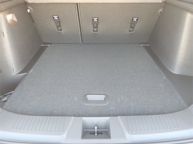 2025 Summit White Chevrolet Trax LT FWD SUV