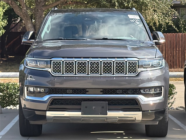 2022 Jeep Grand Wagoneer III photo 2