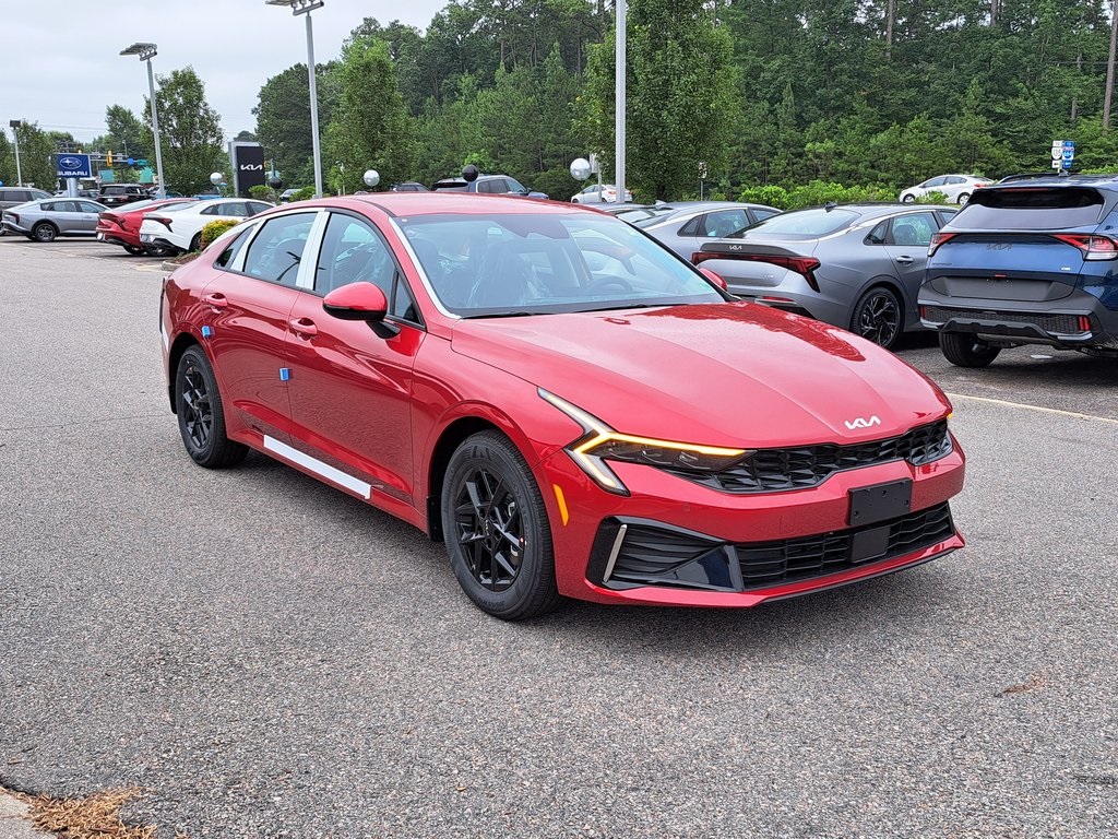 2025 Kia K5 LXS Sedan 4 Dr. FWD 3