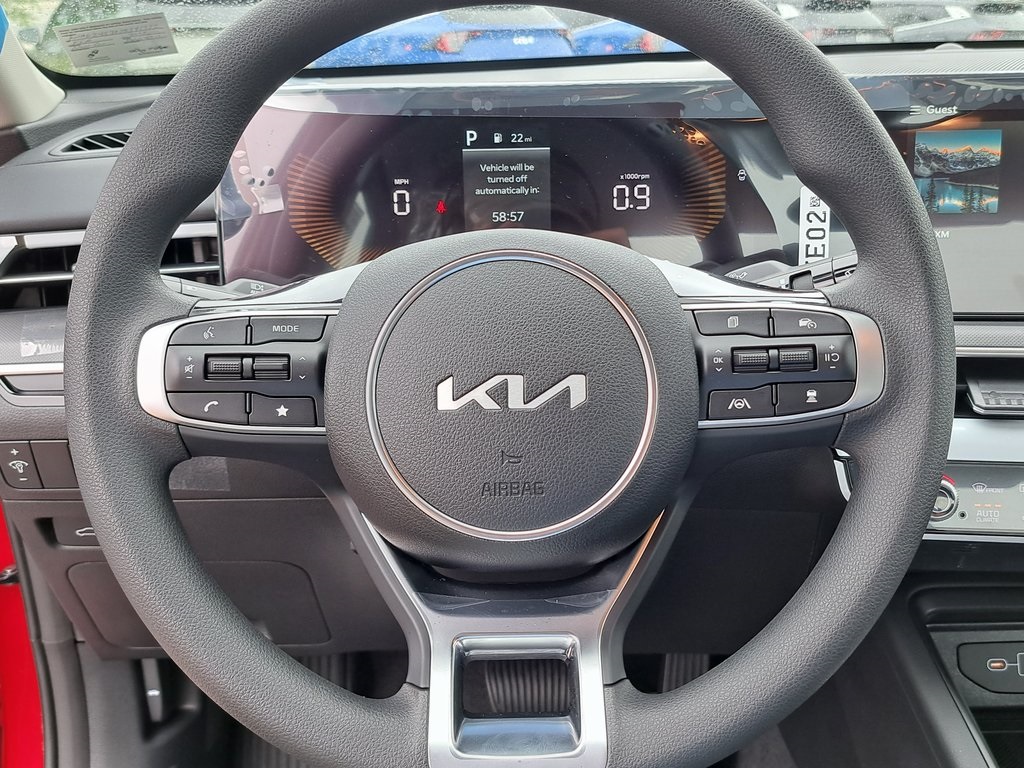 2025 Kia K5 LXS Sedan 4 Dr. FWD 9