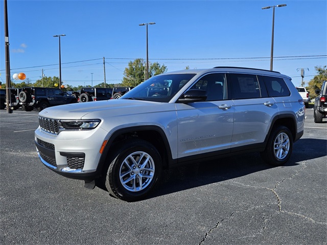 2025 Jeep Grand Cherokee L Laredo X 4x4