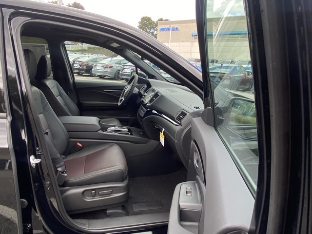 new 2026 Honda Ridgeline car, priced at $44,995