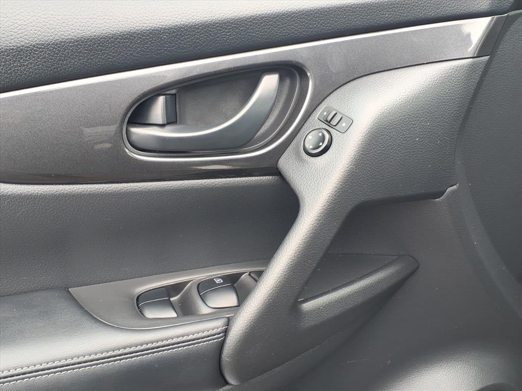 used 2020 Nissan Rogue car, priced at $17,500