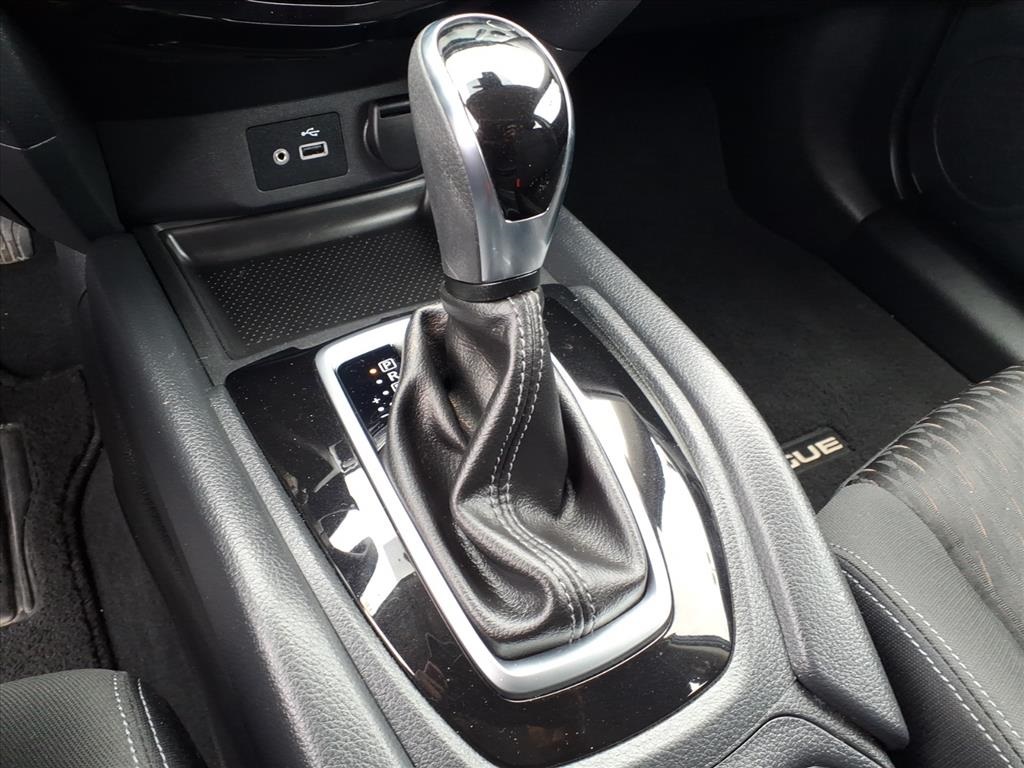 used 2020 Nissan Rogue car, priced at $17,500