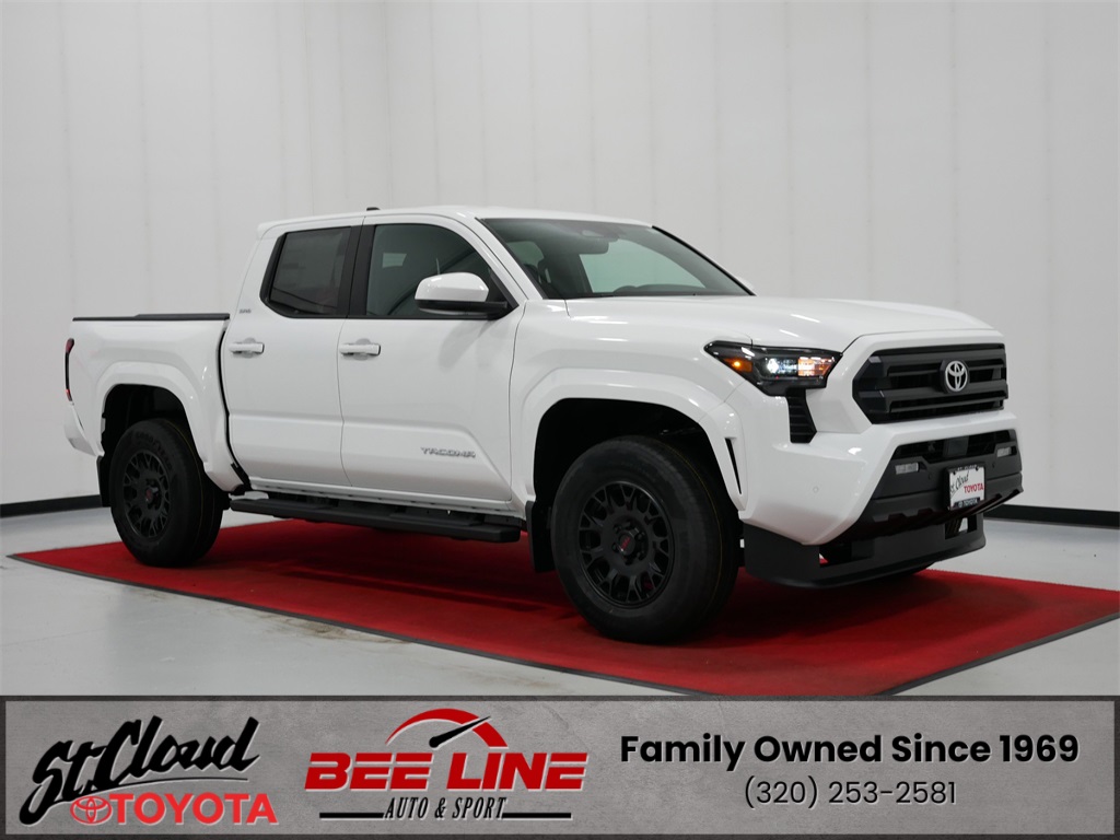 2025 Toyota Tacoma SR5's photo