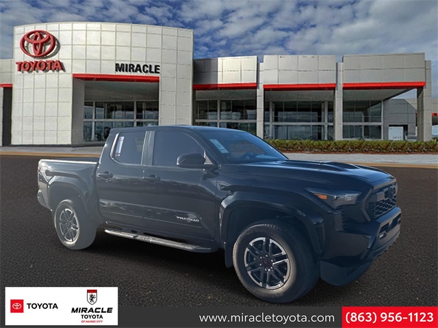 2024 Toyota Tacoma TRD Sport's photo