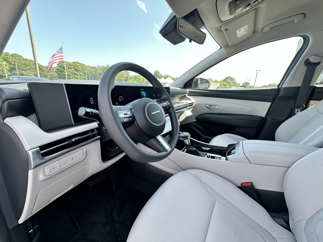 2025 White Pearl Hyundai Tucson SEL AWD SUV