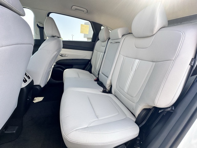 2025 White Pearl Hyundai Tucson SEL AWD SUV