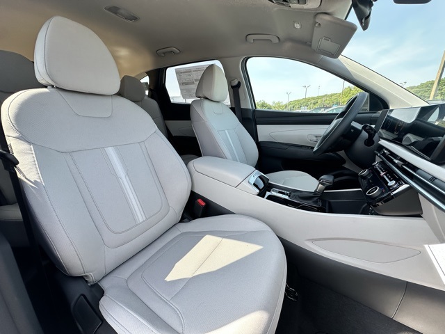 2025 White Pearl Hyundai Tucson SEL AWD SUV
