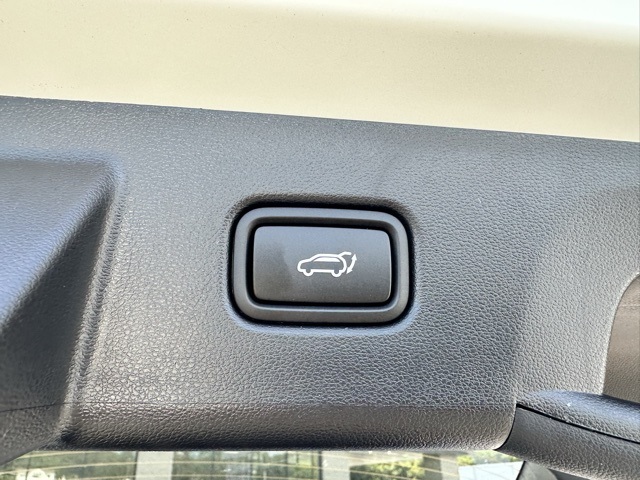 2025 White Pearl Hyundai Tucson SEL AWD SUV