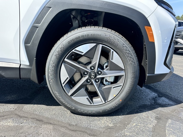 2025 White Pearl Hyundai Tucson SEL AWD SUV
