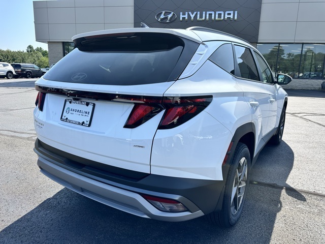 2025 White Pearl Hyundai Tucson SEL AWD SUV