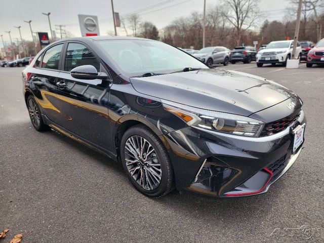 2023 Kia Forte GT-Line's photo